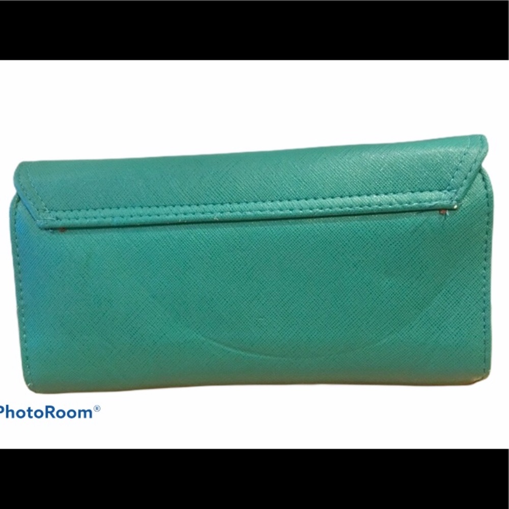 Green Wallet - Picture 4 of 4